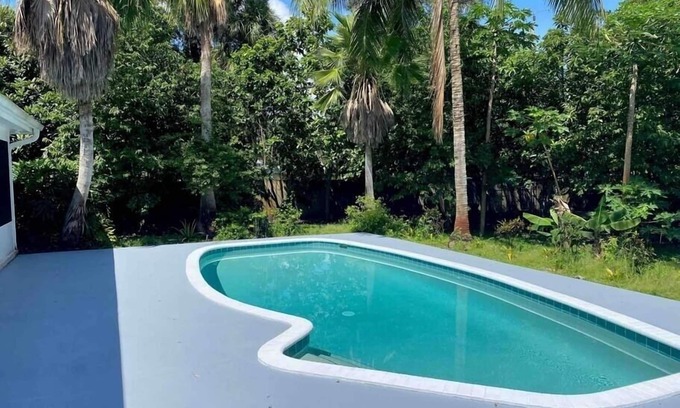 Golden Lakes House | Fruit of Life Tropical Getaway