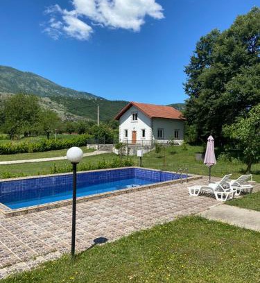 Danilovgrad Villa | Frutak Villa Resort