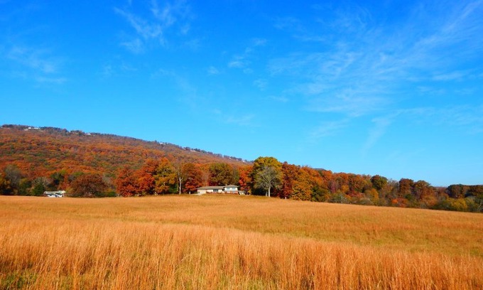 Lookout Valley Neighborhood Association House | Fryars' Green at Tennessee RiverPlace