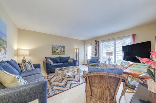 Nurmi Isles Apartment | Ft Lauderdale Apt with Pool - 1 Mi to Beach Access!