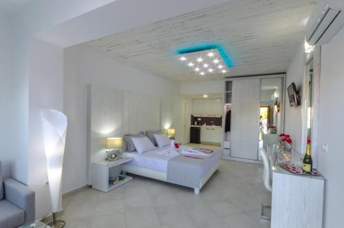 Skiathos Town Villa | FTELIA LUXURY STUDIO 'QUATTRO'