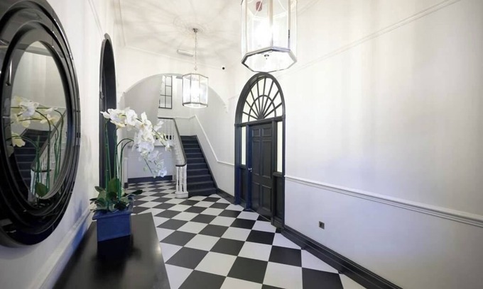 Preston Apartment | Full Apartment with secure parking great views