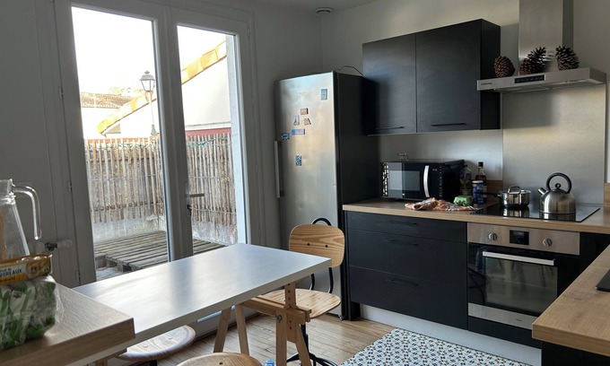 Agen Apartment | Full Appart/4 bedrooms, 4 bathrooms, Terrace, Garage, Baby Foot