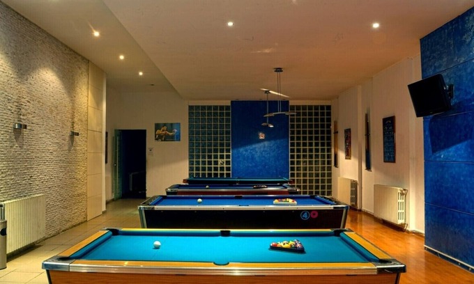 Ehden Apartment | Full Country Club Access 4-bedroom apartment in Ehden Mountain Village