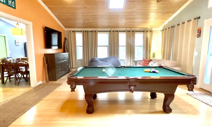 Fernandina Beach House | Full HOME with hot tub! Enjoy your stay at The Salty Dog!