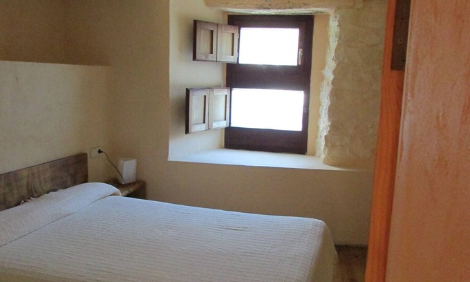 Cuevas de Vinayo Cottage | full house for 4 people