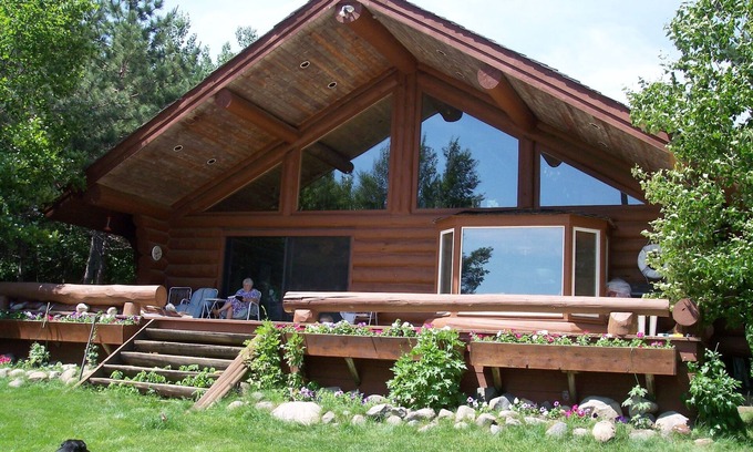 Hackensack Cabin | Full Log Family Lodge - private dock/beach & fire pit