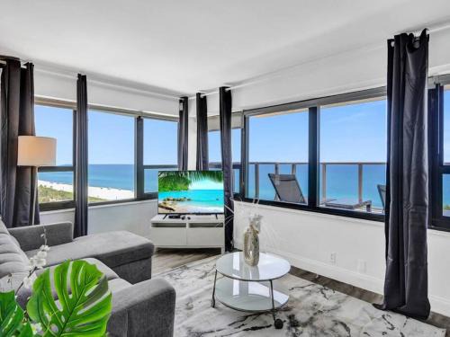 Mid Beach Apartment | Full ocean view Huge private terrace 1002