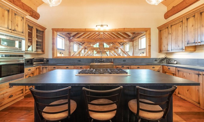 Carbondale House | Full Throttle Carbondale Ranch Deluxe Barn Apartment