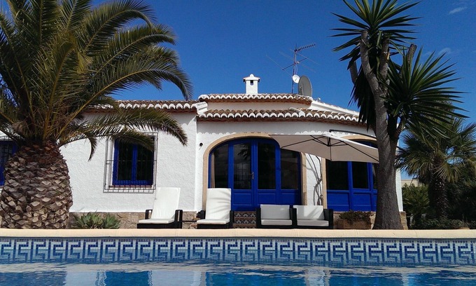 Costa Nova Villa | Fully Air Conditioned Villa With Heated Pool Set In Large Landscaped Gardens
