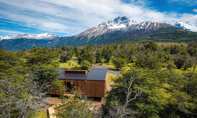 Villa Cerro Castillo Cottage | Fully Equipped Cabin in Patagonia for Trekking, Fishing and Climbing Lovers