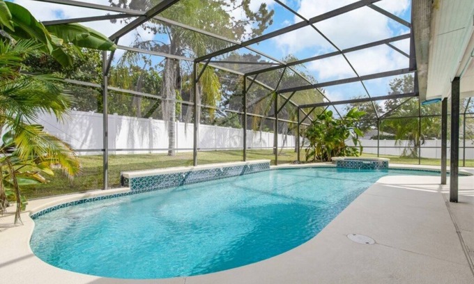Greater Groves House | Fully Fenced, Extra Large Lot, Private Pool & Spa Close to Attractions, Restaurants & Supermarkets (PG2200)