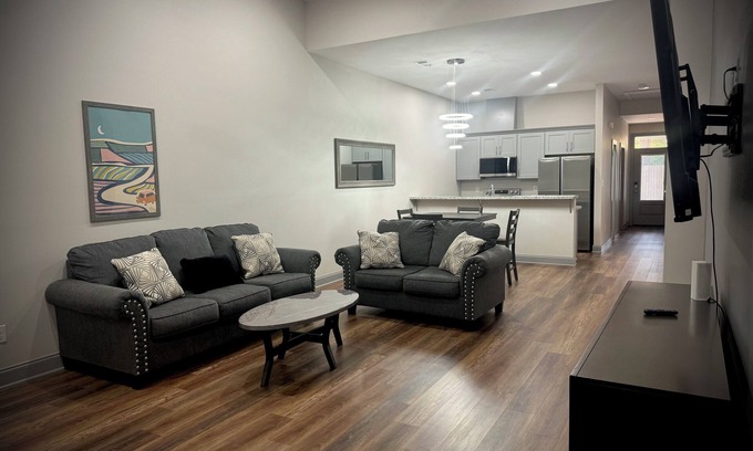 Denham Springs House | Fully finished 3bedroom 2 bath townhome!