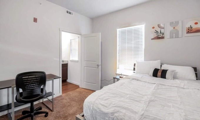Greeley Apartment | Fully Furnished 2Bdrm Apt Near UNC