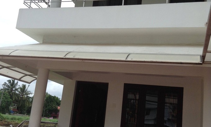Kunduvara House | fully furnished 5 a/c bed room vacation home