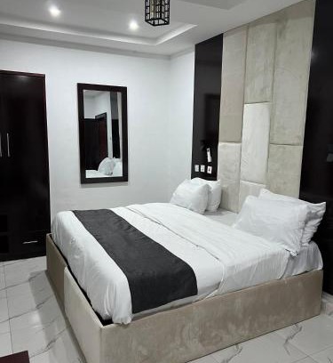 Owerri Apartment | FULLY FURNISHED DAILY FLAT RENTALS AND APARTMENT RENTAL AT IPAM SELF SERVICE 2BEDROOM And 1 BED APARTMENT IN NEW OWERRI IMO STATE, WITH FREE SHUTLE PICK UP WITHIN OWERRI, kitchen and all living amenities included a home away from home, better than a hotel