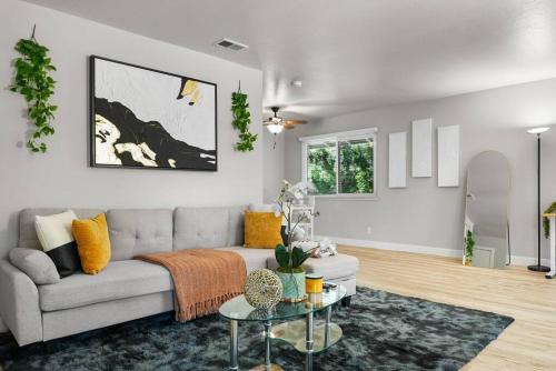 South San Mateo Apartment | Fully Furnished King Bed 1B1B by Tech Giants & Stanford Near SFO