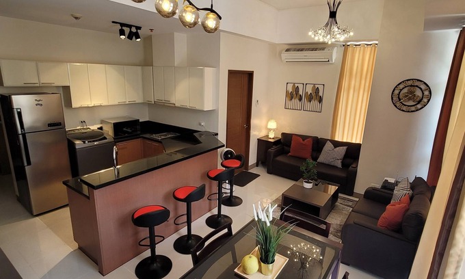 Pinagsama Condo | Fully Furnished Modern 1 BR Condo at The Venice Luxury Residences