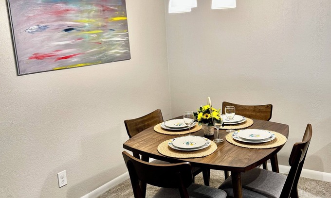 Las Colinas Horizontal Condo | Fully furnished next to Greenbelt and close to Olde Towne & Fashion Square.