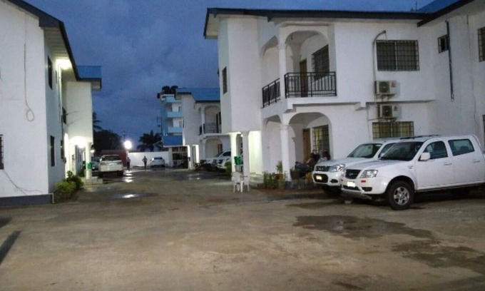 Monrovia House | Fully Furnished & Serviced 1Bed apartment Eighteen