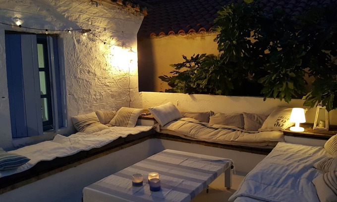 Livadi House | FULLY RESTORED CHARMING HOUSE