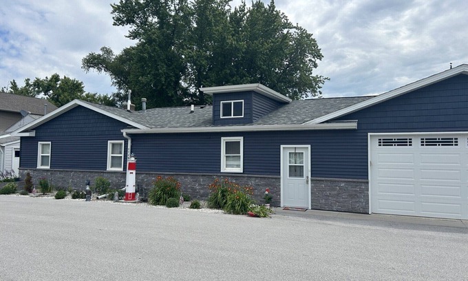 Scott County House | Fully Remodeled Riverfront home with private ramp and dock on Mississippi River