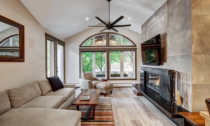 Edwards Condo | Fully Renovated 2 Bedroom in Arrowhead Village! by RedAwning