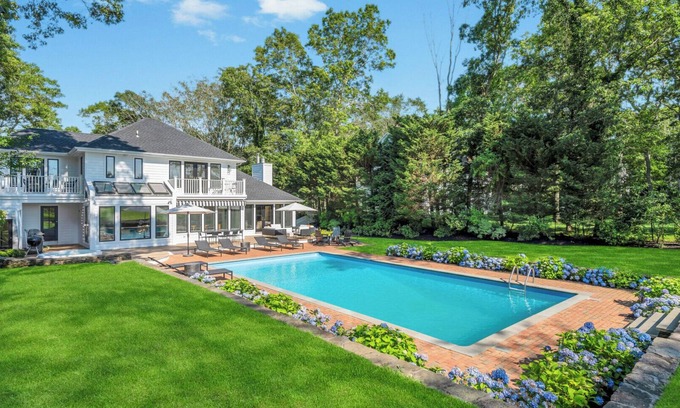 Southampton House | Fully Renovated and Re-Designed Water Mill Home with Sweeping Horse Farm.