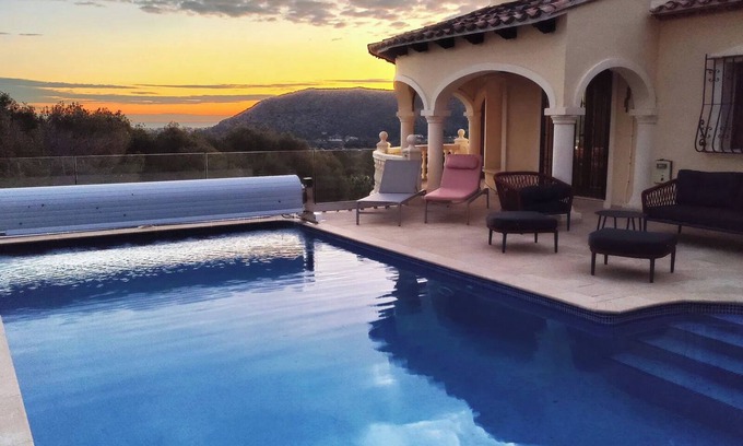 Pedreguer Villa | Fully renovated luxury villa for 8 with panoramic views