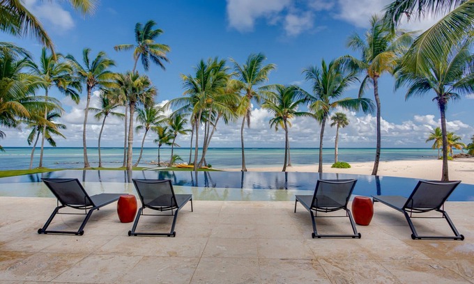 Punta Cana Villa | Fully-Staffed Beachfront Luxor Palace