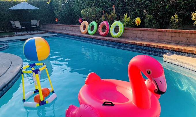Placentia House | Fun-Filled Family Vacay Home! 15 min to Disney!