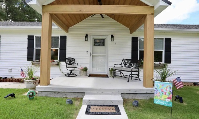 Aberdeen House | Fun place, Hot Tub, king Bed relax enjoy sleeps13 vacation Golf Pinehurst 2024