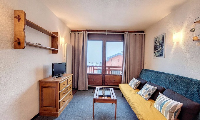 La Rosiere Apartment | Functional Studio Near Shops and Slopes with Balcony and Mountain Corner