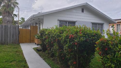 Parkside Apartment | Funston