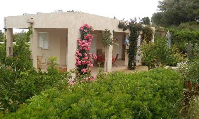 Marine de Davia Cabin | Furnished 2 Rooms, air conditioning, garden, terrace, 100m beach