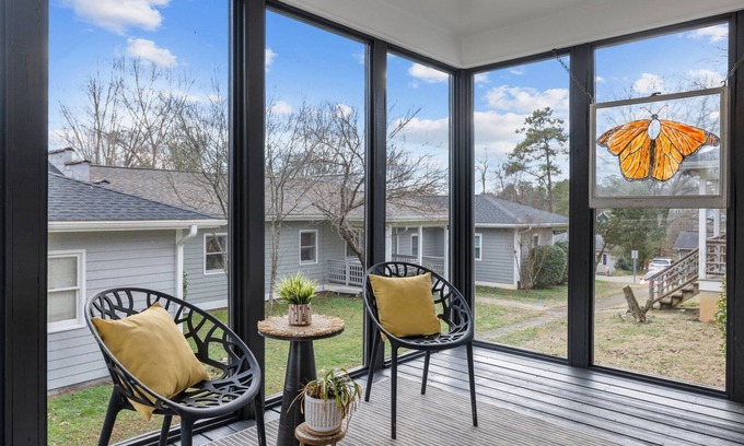 Carrboro House | Furnished Bedroom - Urban Haven near UNC Campus & Downtown Carrboro.