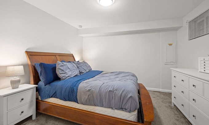 Brightwood Park House | Furnished, Cozy Family/Pet-Friendly 1B1B Basement in Home with Turnkey Amenities