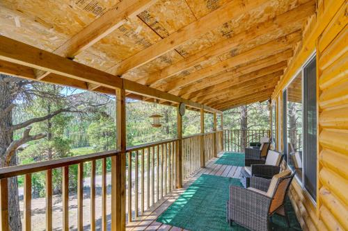 Mammoth Creek House | Furnished Deck and Mountain Views Panguitch Cabin
