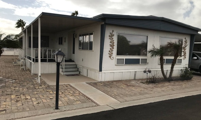Yuma House | Furnished Double Wide in Central Yuma