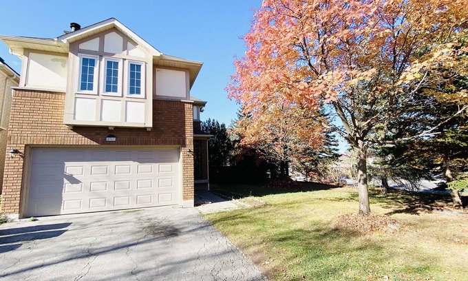 Central Erin Mills Apartment | Furnished & fully stocked 2 bed, 1 bath legal basement apartment in Erin Mills