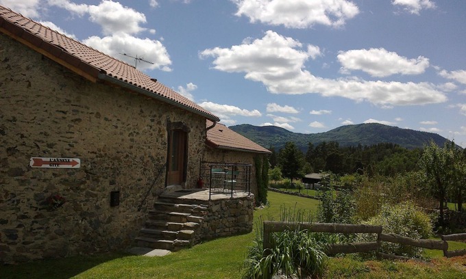 Retournac Cottage | Furnished house, 2 stars.