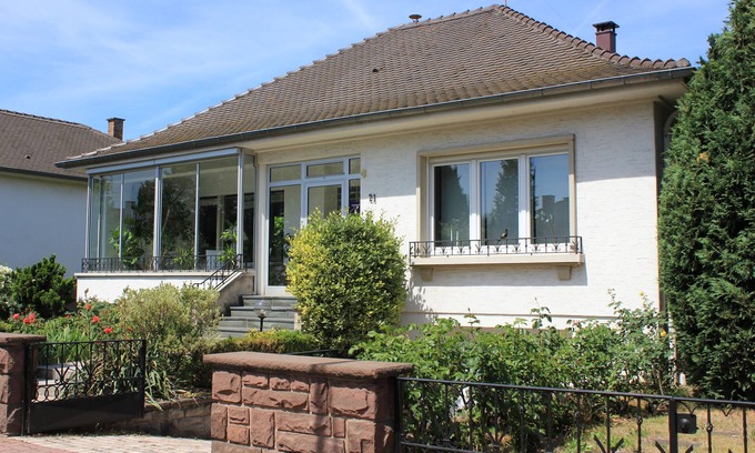 Canardiere Est Apartment | Furnished tourism 2 bedrooms with garden