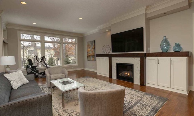 Rochester House | Furnished Townhome Near Mayo Clinic!