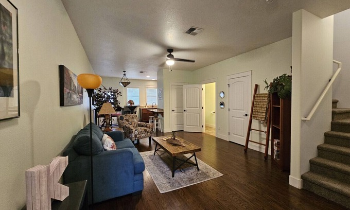 Jacksonville House | Furnished Townhouse in Jacksonville