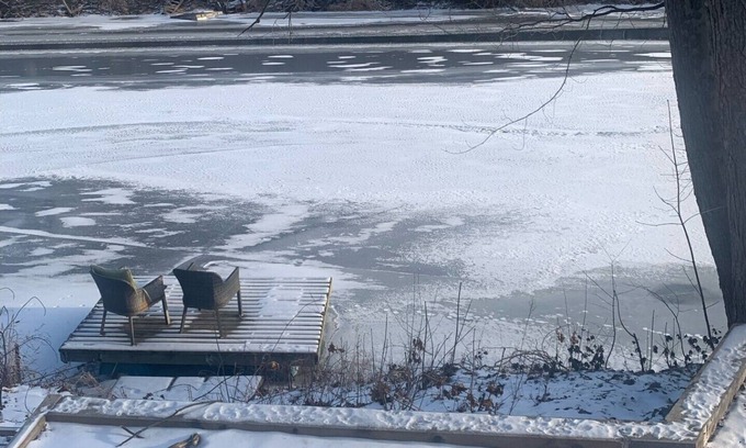 Ottawa Division House | Furnished Two Bedroom Waterfront