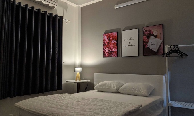 Downtown Ho Chi Minh City House | Futuristic Inn- only 3 minutes walk to Bui Vien walking street