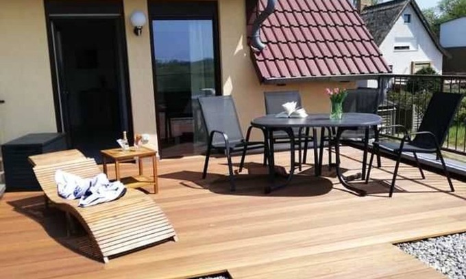 Trassenheide Apartment | * FW 6 upstairs with a large balcony - * Ferienwohnungen Wiesenblick