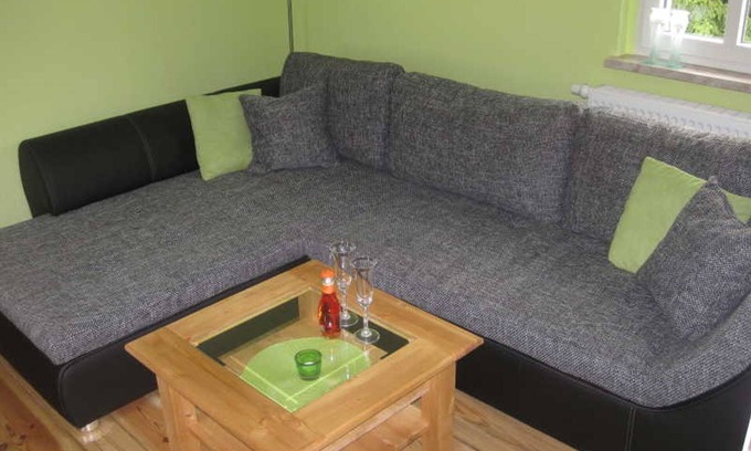 Bad Klosterlausnitz Apartment | FW Pistachio - Guesthouse Gimper