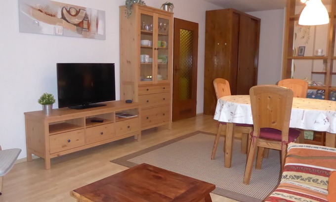 Schwarzenbach Apartment | FW Weissensee for four, swimming pool, sauna, tennis