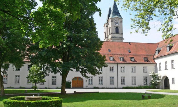 Niederalteich Hotel | Gäste- und Tagungshaus der Abtei Niederaltaich, Erholung, Entspannung, Besinnung, Auszeit und Entschleunigung, Byzantinische Kirche,